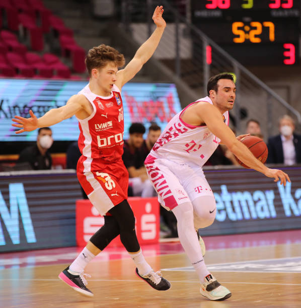 受伤往往让 受伤往往让